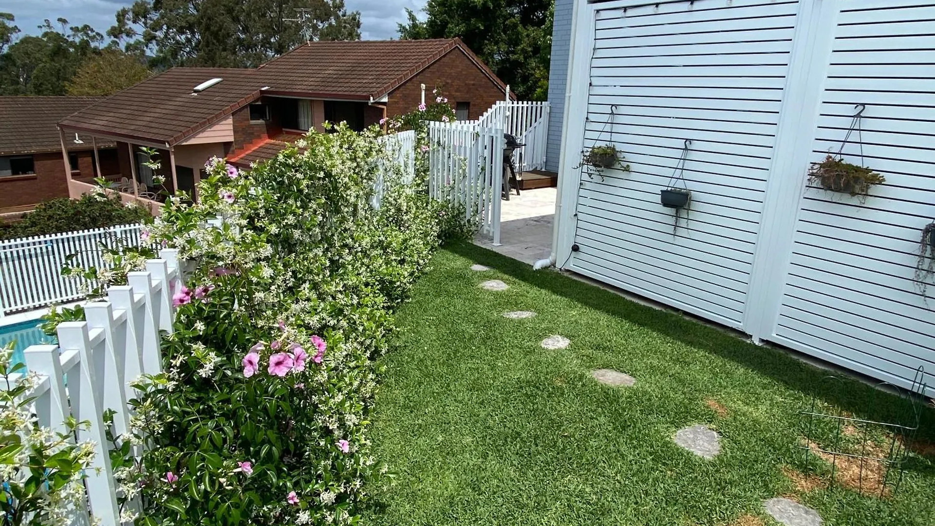 3 Waters Guest Accommodation 골드코스트 B&B